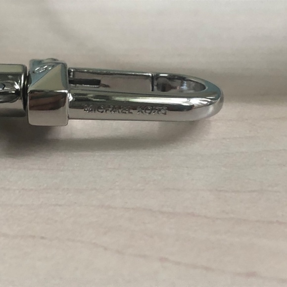 New Michael Kors Aqua Blue Woven Leather Convertible Crossbody & Shoulder Bag - Picture 4 of 9